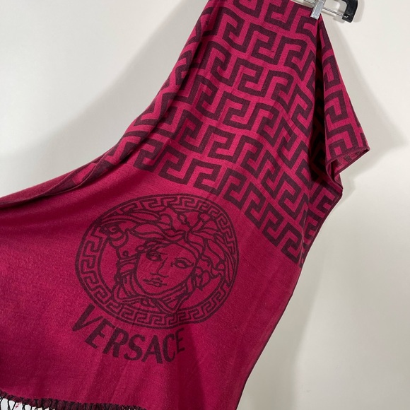 VERSACE Scarf - Picture 5 of 5